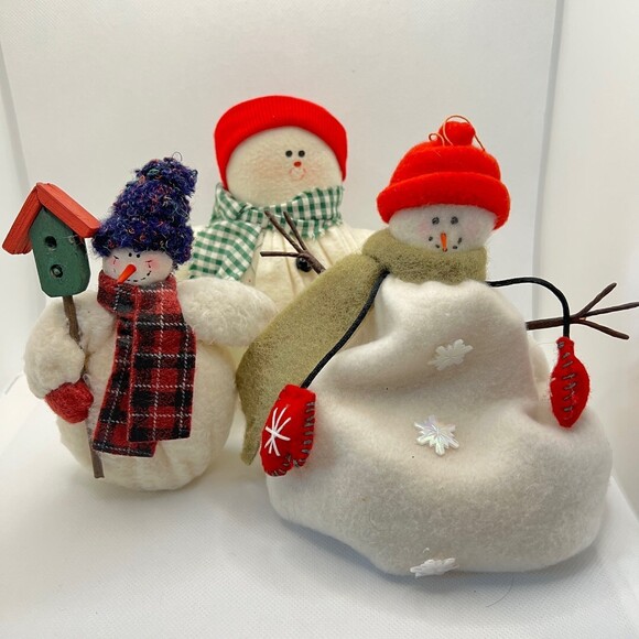 Snowmen Set of 3 Handmade Adorable Winter Decor (Bx Bear) - Picture 1 of 9